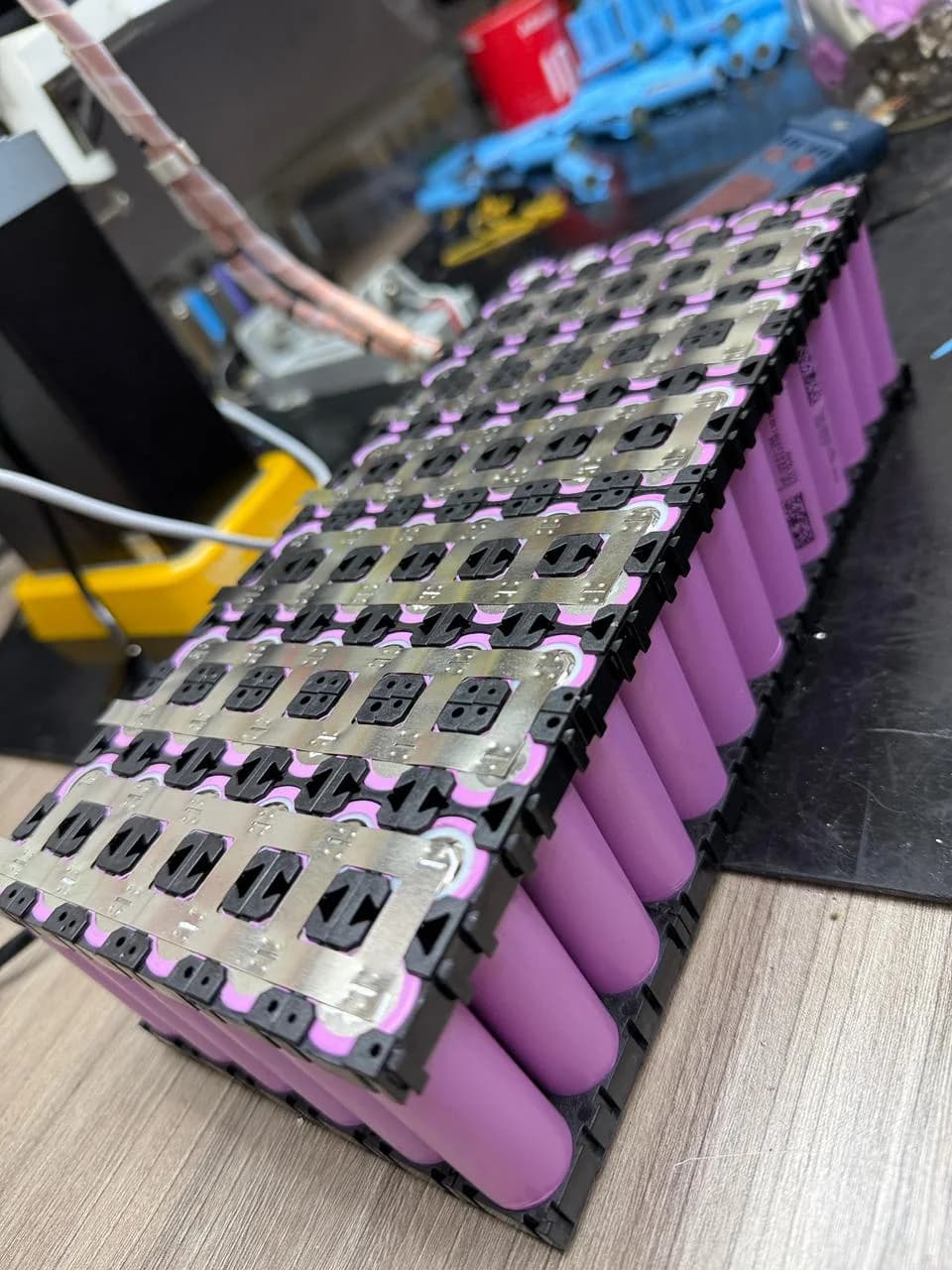 Bateria de lítio 48V 15Ah